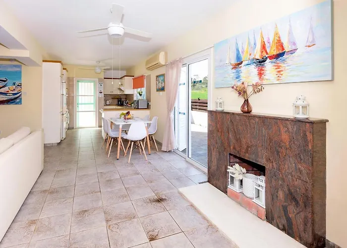 Aleta Vilă Protaras