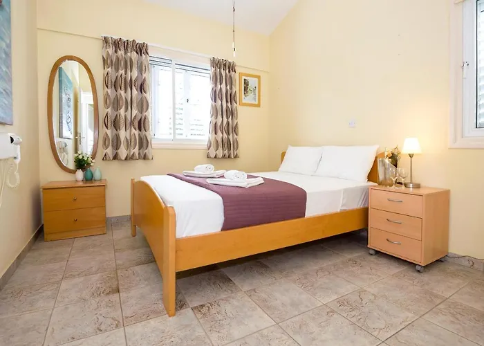 Aleta Villa Protaras